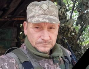 Залишилися дружина і діти: у лікарні від отриманих поранень помер Герой з Кам’янського