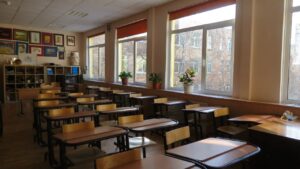 В Україні судили жінку, яка забула забрати сина зі школи та заявила про його зникнення