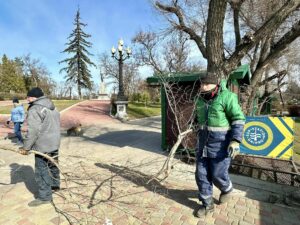Парки Дніпра готуються до весняного сезону 2024 року