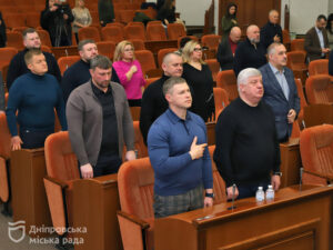 Памʼятні медалі та подяки. У Дніпрі під час сесії міськради традиційно нагородили лікарів і медсестер
