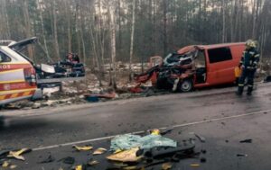 Сиротами залишилися 23 дитини: в ДТП у Рівненській області загинули багатодітні батьки