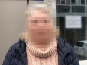 Під виглядом переселенки ховалася у Кривому Розі та оформила соцвиплати: СБУ затримала колаборантку