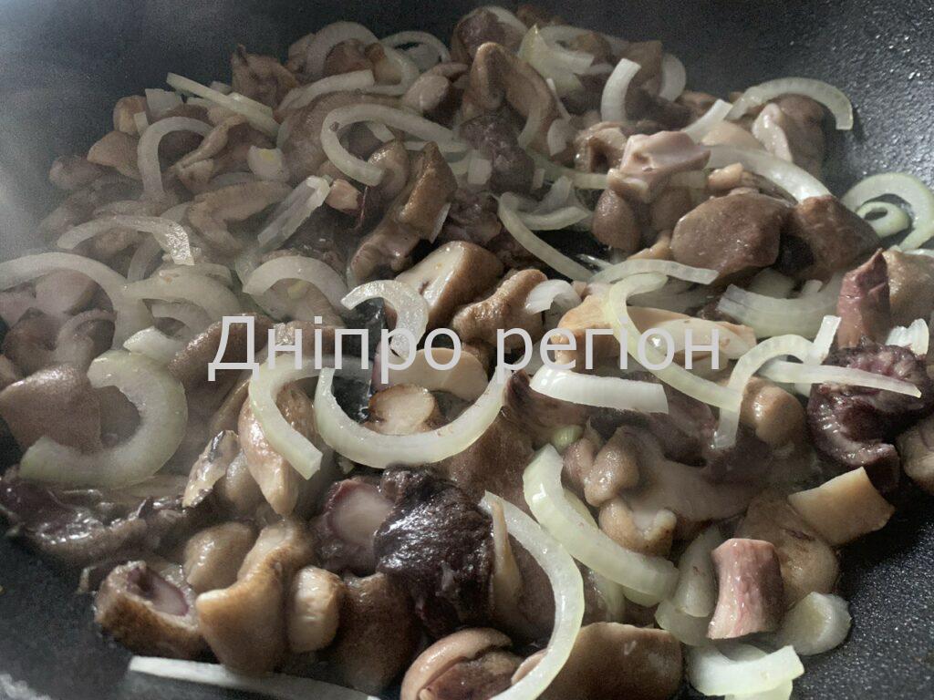 Простий спосіб приготування смажених грибів: рецепт Простий спосіб приготування смажених грибів: рецепт
