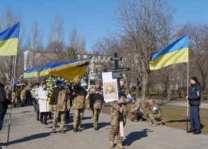 Поповнив лави небесного війська: у Покрові на колінах проводжали полеглого Героя