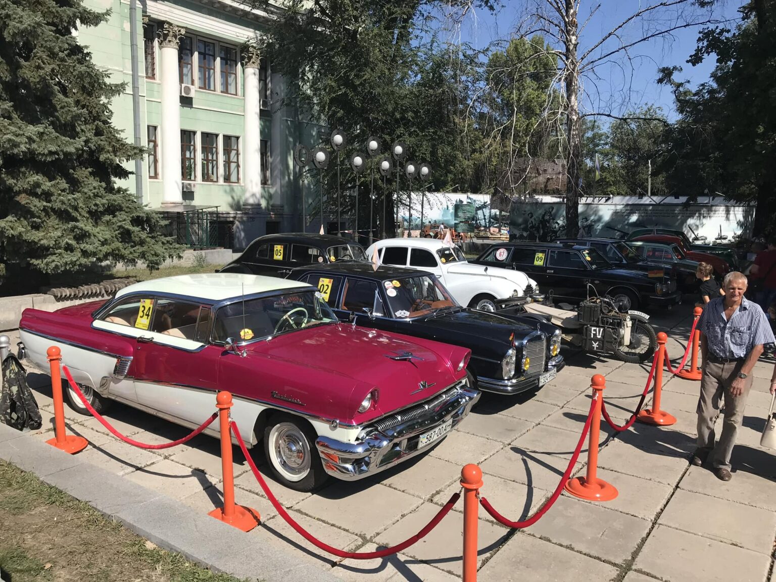 Автопробіг ретроавтомобілів «За весною» - Дніпро Регіон