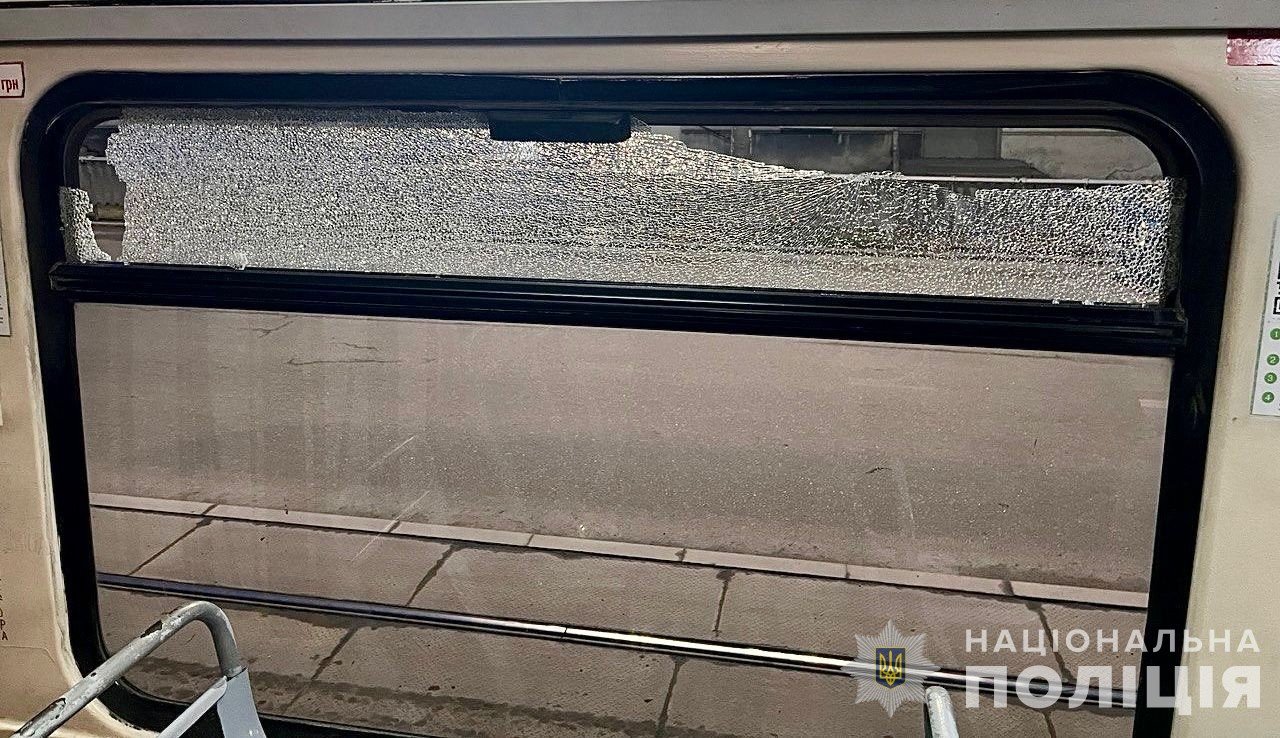 Чоловік обстріляв трамвай у Дніпрі - Дніпро Регіон 