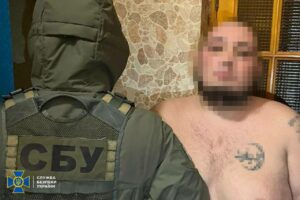 У Дніпрі затримали рекетирів, які вимагали у бізнесмена майже мільйон гривень