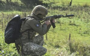 В Україні введуть обов’язковий військовий вишкіл для чоловіків у віці 18-25 років