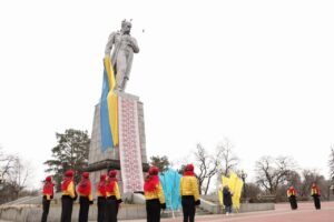 «У нього була надважка доля, але він творив. Розвивав українську культуру попри заборони», — дніпрянка про Тараса Шевченка