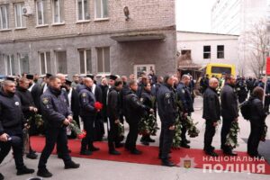У Дніпрі попрощались з командиром полку «Цунамі» бригади Нацполіції «Лють» Олександром Гостіщевим