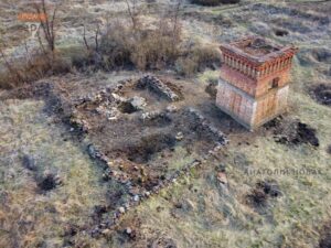 Відомі краєзнавці та дослідники показали унікальні фото кладовища на Дніпропетровщині