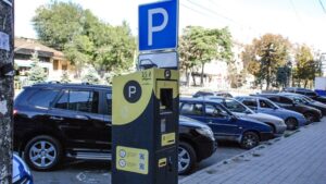 У Дніпрі паркування знову стали платними. Подробиці