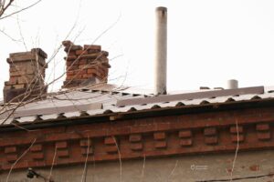 Аварійний ремонт покрівлі, під’їздів: у Дніпрі продовжують оновлювати житловий фонд