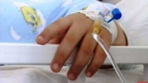 Вона там не мала бути. На Дніпропетровщині внаслідок удару КАБом постраждала дитина