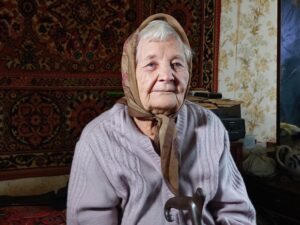 “Віддала останнє”: 88-річна жителька Дніпропетровщини передала ЗСУ всі свої заощадження
