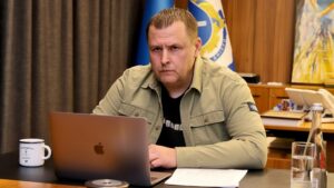 Філатов прочитав студентам розлогу лекцію про особливості управління бюджетом Дніпра під час війни. Заняття зібрало більше ніж 700 слухачів