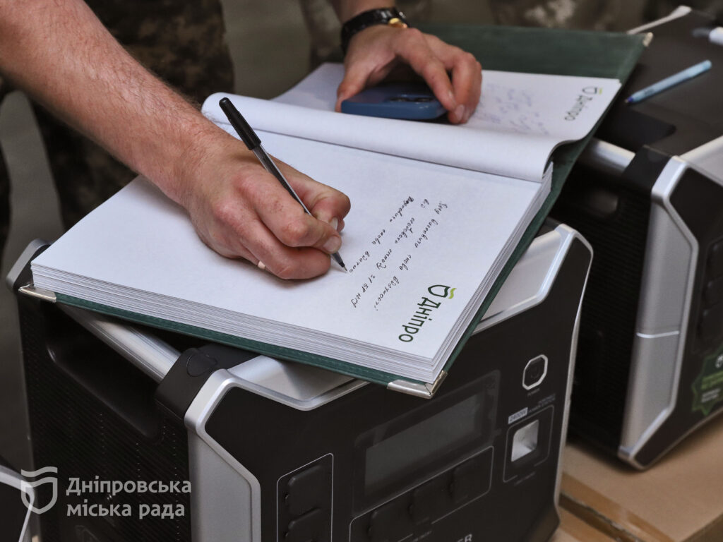 Дніпро системно співпрацює з бойовими бригадами та підрозділами — купуючи техніку за їхніми запитами, — Філатов