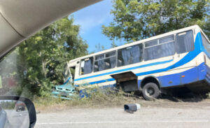 Смертельна ДТП на трасі. Daewoo врізався в пасажирський автобус, відомо про загиблого і постраждалих