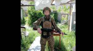 Три доньки більше не обіймуть батька. В останню путь провели Івана Пуриса з Дніпропетровщини