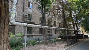 «Дуже вдячні за виконану роботу. Очікуємо, що нарешті в наших оселях буде тепло», – мешканці  будинку № 7 по просп. Науки у Дніпрі про перепідключення їхнього дому до міських теплових мереж