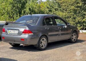 Їздив на Mitsubishi. Виявили водія з фальшивими документами в Дніпропетровській області