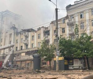У Дніпрі на 5 місяців перекриють Вокзальну площу. Як буде їздити транспорт