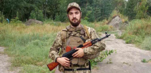 У нього залишилися мама, бабуся і кохана дівчина. Іван Чередниченко з Жовтих Вод загинув під час бойового завдання