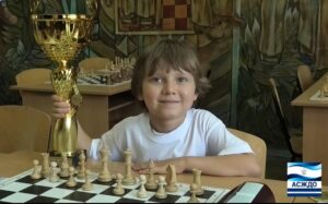 Семирічний шахіст із Дніпра Мирон Нетребко став наймолодшим переможцем Чемпіонатів Європи