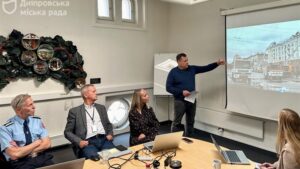 «Навіть найстрашніший досвід має свою цінність». Рятувальники норвезького Драммена вражені тим, як Дніпро протистоїть наслідкам обстрілів рф