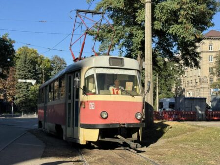 У Дніпрі сьогодні трамваї №14 та №17 змінять маршрути