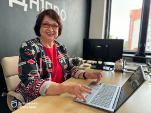 Події, новини, напрями навчання, запис на заняття, інтерактивне спілкування: у Дніпрі презентували новий сайт «Університет третього віку»