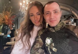 “Ми чоловік і дружина!”. Одружився нікопольчанин Артем Дубина, який звільнився з полону