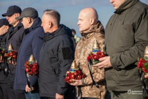 У Дніпрі з нагоди тисячного дня повномасштабного вторгнення рф вшанували пам’ять полеглих оборонців