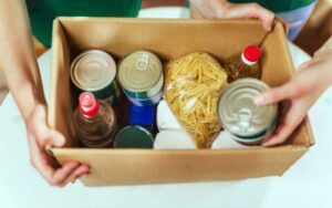 На Дніпропетровщині запрошують отримати продуктові набори