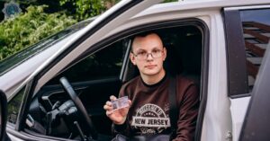 У Дніпрі запрошують на навчання в автошколу для осіб з інвалідністю