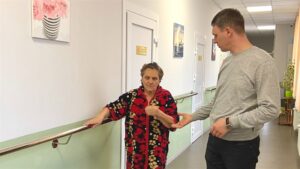 Як в Дніпрі допомагають бездомним та людям з низьким рівнем доходів