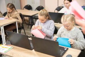 Як в Нікополі навчаються діти у безпечних освітніх просторах