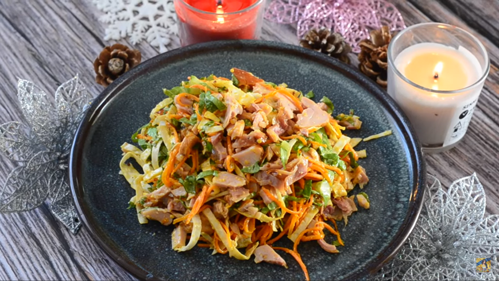 Простий салат на Новий рік 2025 з лавашем