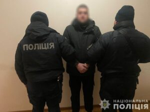 Вбив перехожого за телефон. У Дніпрі затримали небезпечного крадія
