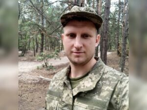 Кохана так і не стала його дружиною. На фронті загинув Максим Бабій з Дніпропетровщини