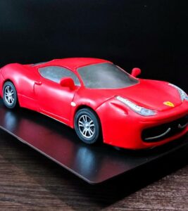 Дніпровський кондитер презентував солодке “Ferrari” (фото)