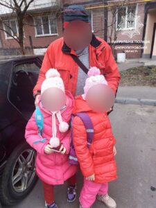 У Дніпрі знайшли двох зниклих малолітніх дітей (фото)