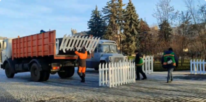 На Дніпропетровщині вже демонтували новорічну ялинку (відео)