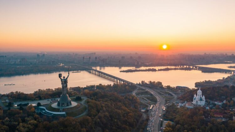 Топ-5 місць для незабутнього відпочинку в Україні