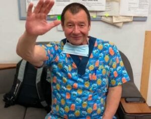 “Без нього буде важко”. У Дніпрі помер відомий лікар, який врятував тисячі новонароджених