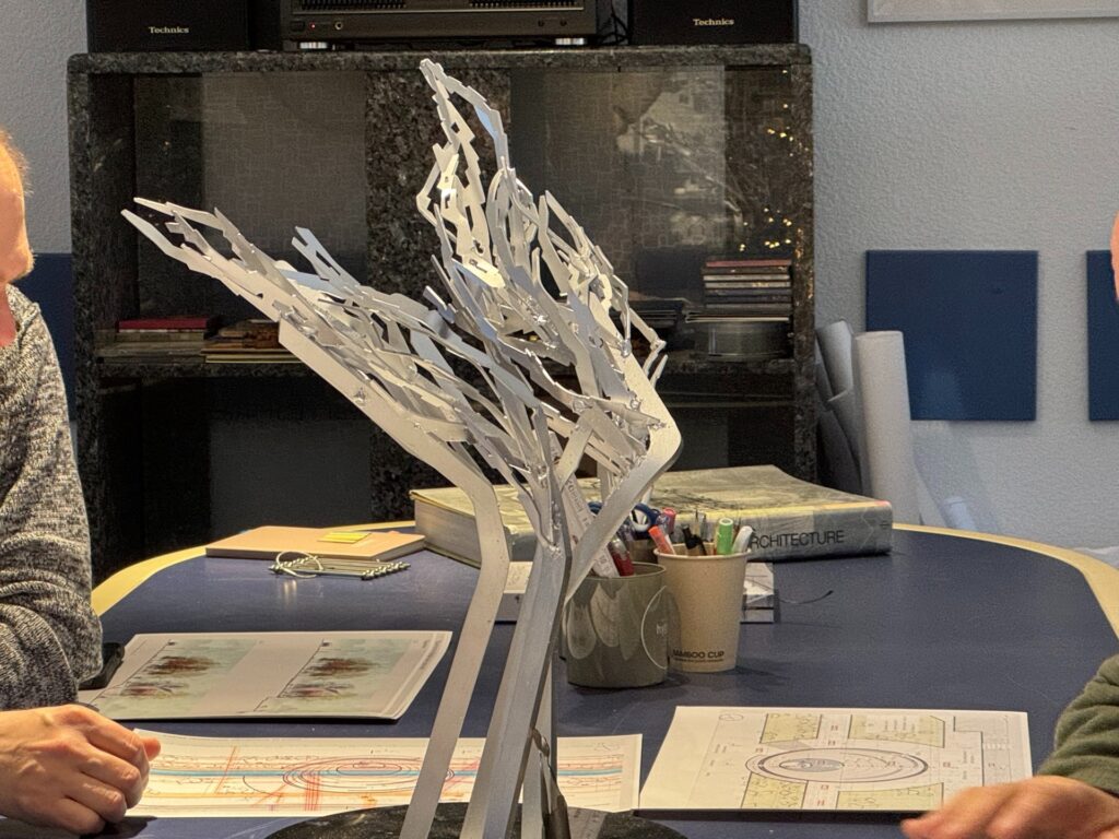 Одиннадцятиметрові крила можуть з’явитися на Січеславській набережній. У Дніпрі представили ескізи майбутнього пам’ятника ДШВ ЗСУ Одиннадцятиметрові крила можуть з’явитися на Січеславській набережній. У Дніпрі представили ескізи майбутнього пам'ятника ДШВ ЗСУ