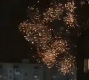 Під Дніпром запустили салют, коли ППО збивали “шахеди” (відео)