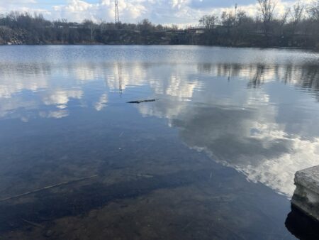 Пішоходам та водіям слід бути уважними там обережними. Якою буде погода у Дніпрі та області 3 лютого