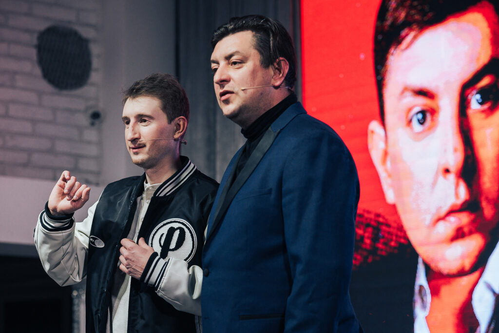 Легенди гумору 18+ Бампер і Сус 14 березня виступлять у Кам’янському Легенди гумору 18+ Бампер і Сус 14 березня виступлять у Кам’янському