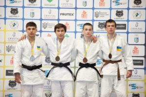 Дзюдоїсти з Дніпропетровщини вибороли 10 медалей на чемпіонаті України